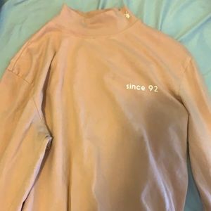 pink dutch bros turtle neck